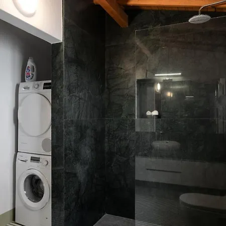 Historic 4br Balat Mansion With Full Ac Сasa de vacaciones Estambul