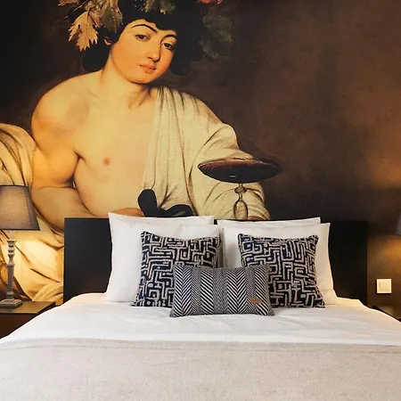Historic 4br Balat Mansion With Full Ac