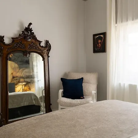 Сasa de vacaciones Historic 4br Balat Mansion With Full Ac *